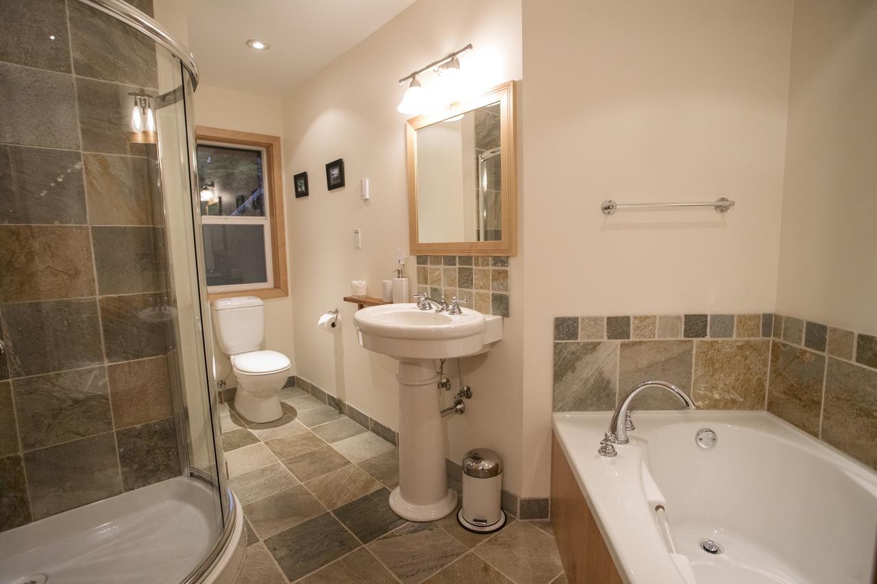 Chesterman Hideaway Hotel Tofino Zewnętrze zdjęcie